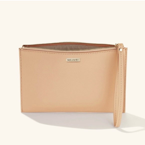 Mejuri Beige Grain Leather NEW - Picture 1 of 4